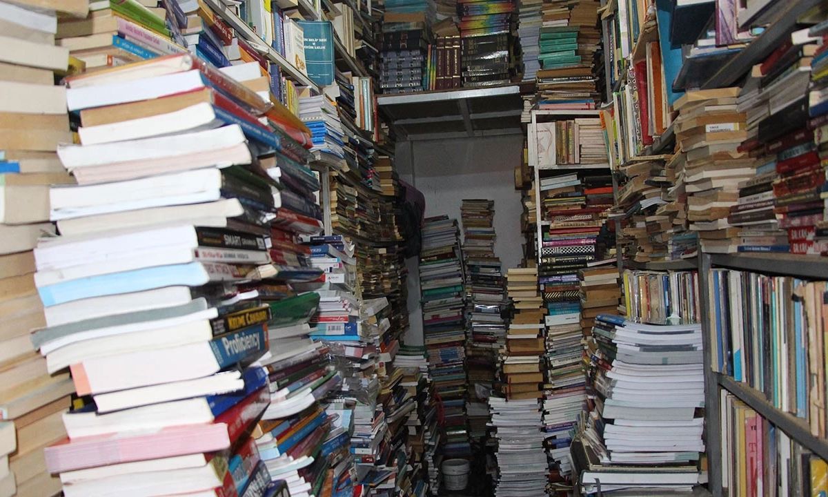 Çankaya Cebeci 2.El Kitap Alan Yerler
